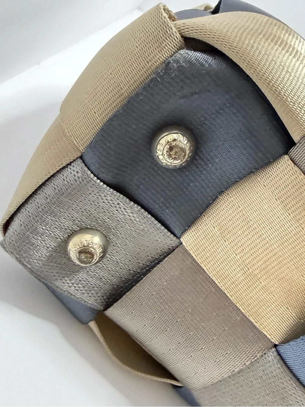 Harveys Seatbelt Bag Woven Tote Handbag Gray Beige Blue Zip Top Shoulder Purse